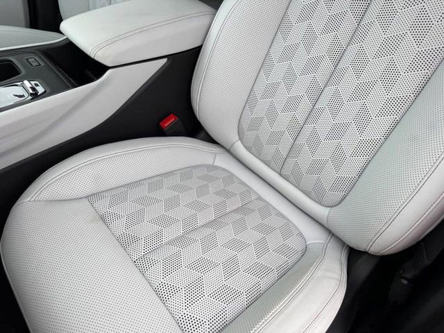 New 2026 Jeep Cherokee Overland image 33