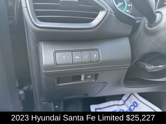 Used 2023 Hyundai Santa Fe Limited image 31