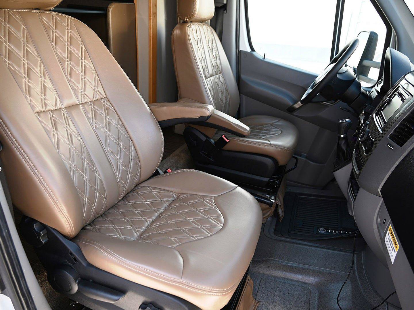Used 2016 Mercedes-Benz Sprinter 3500 image 11