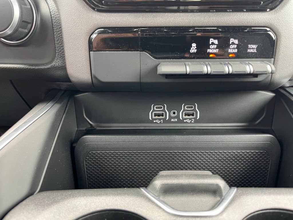 Used 2026 RAM 1500 Big Horn AWD/4WD image 19