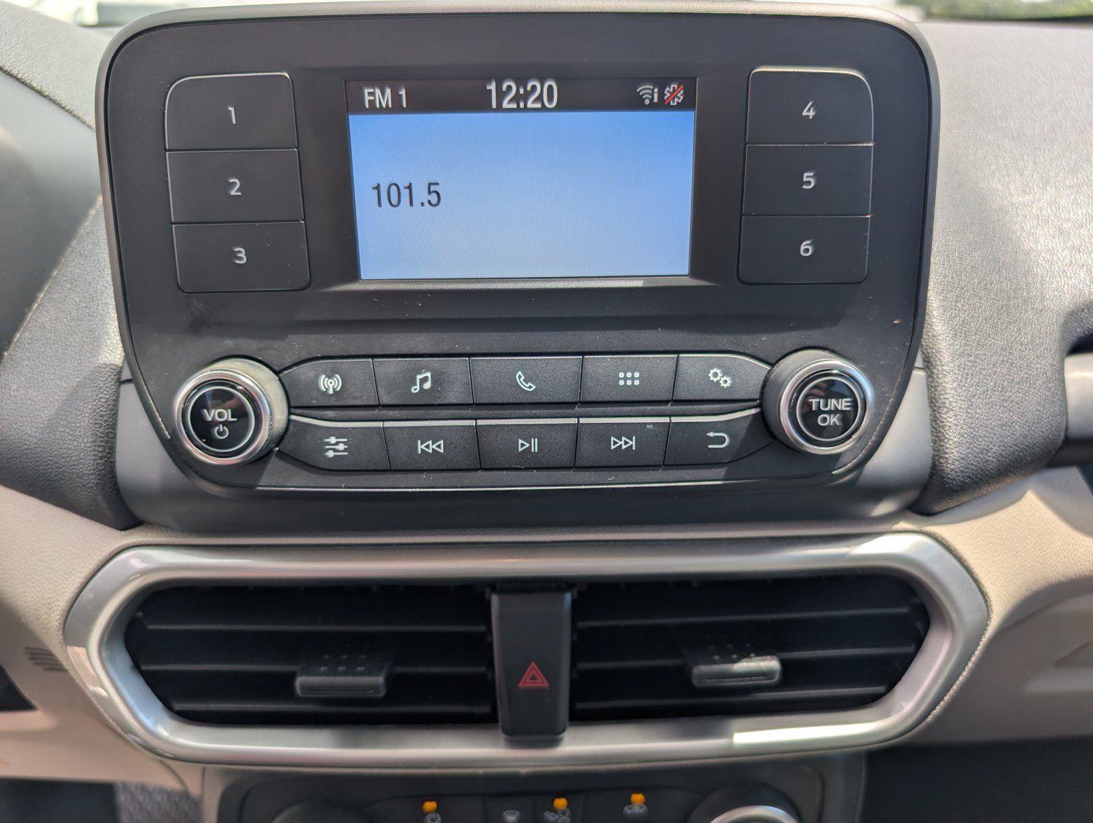 Used 2018 Ford EcoSport S FWD image 13