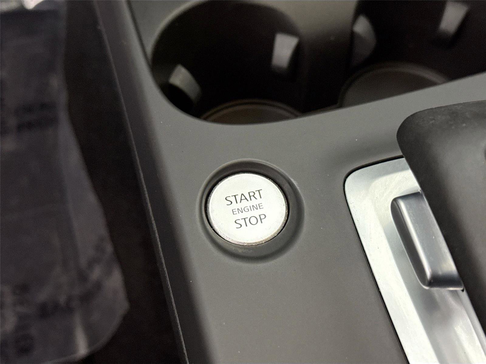 Used 2023 INFINITI QX50 Sensory image 21