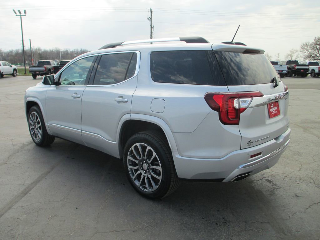 Used 2020 GMC Acadia Denali image 10