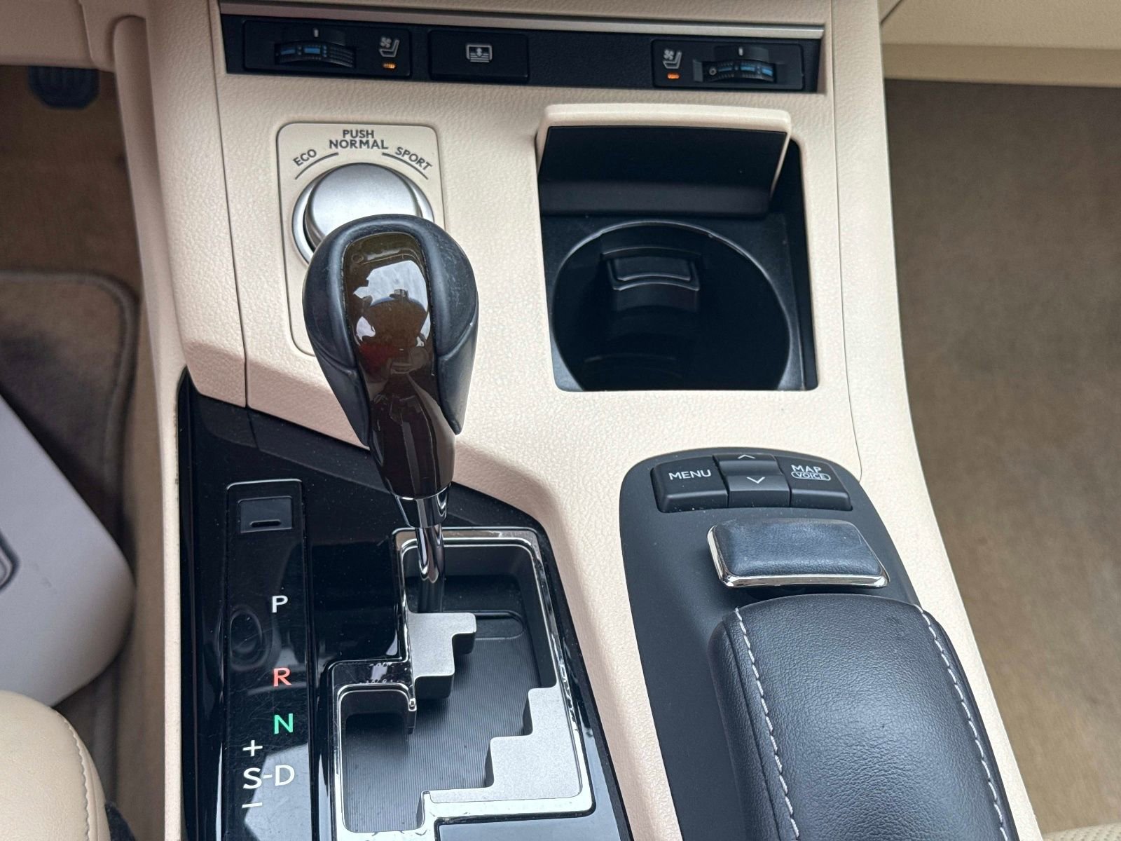 Used 2014 Lexus ES 350 w/ Luxury Package FWD image 22