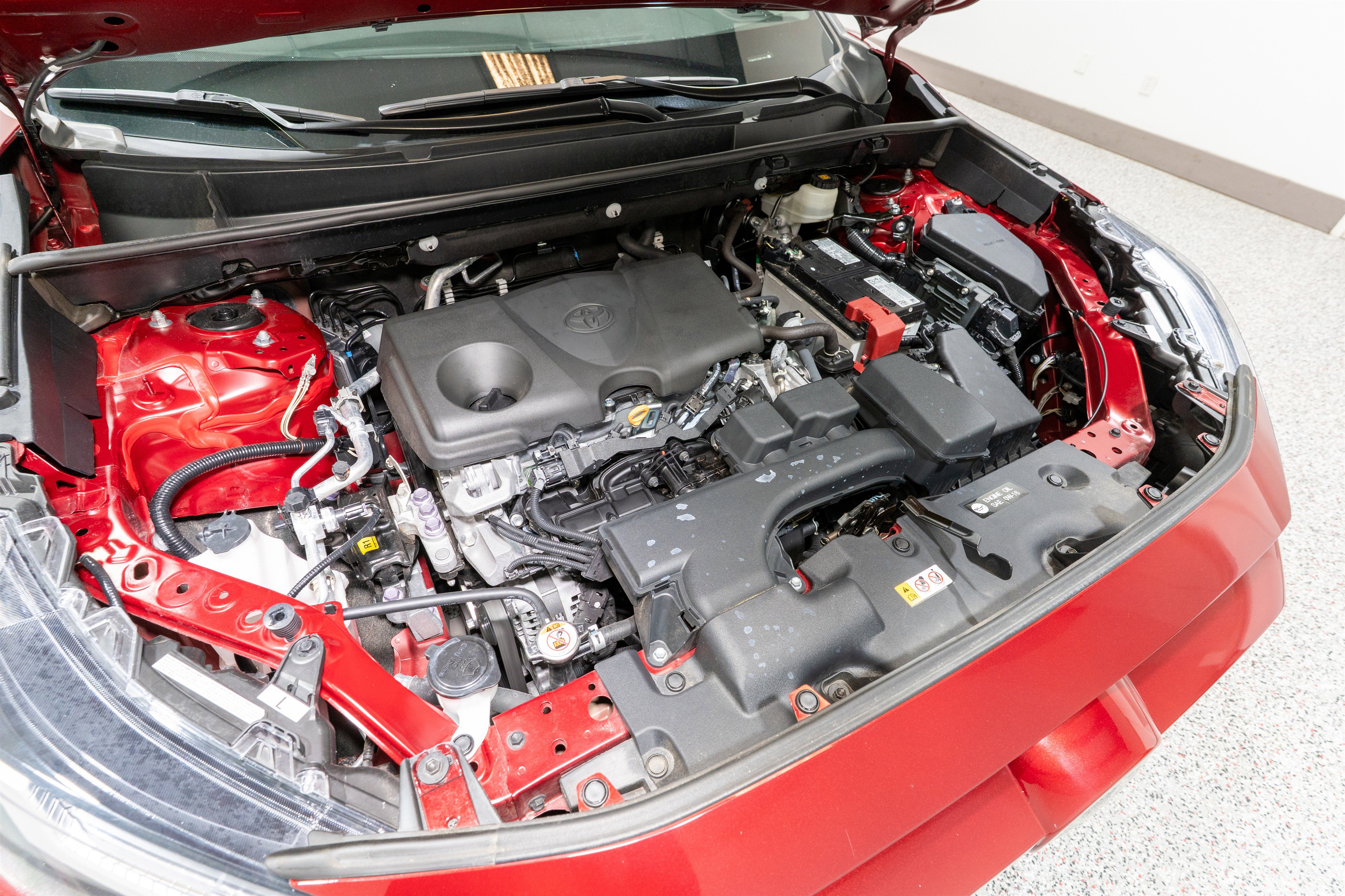 Used 2022 Toyota RAV4 XLE w/ Convenience Package image 32