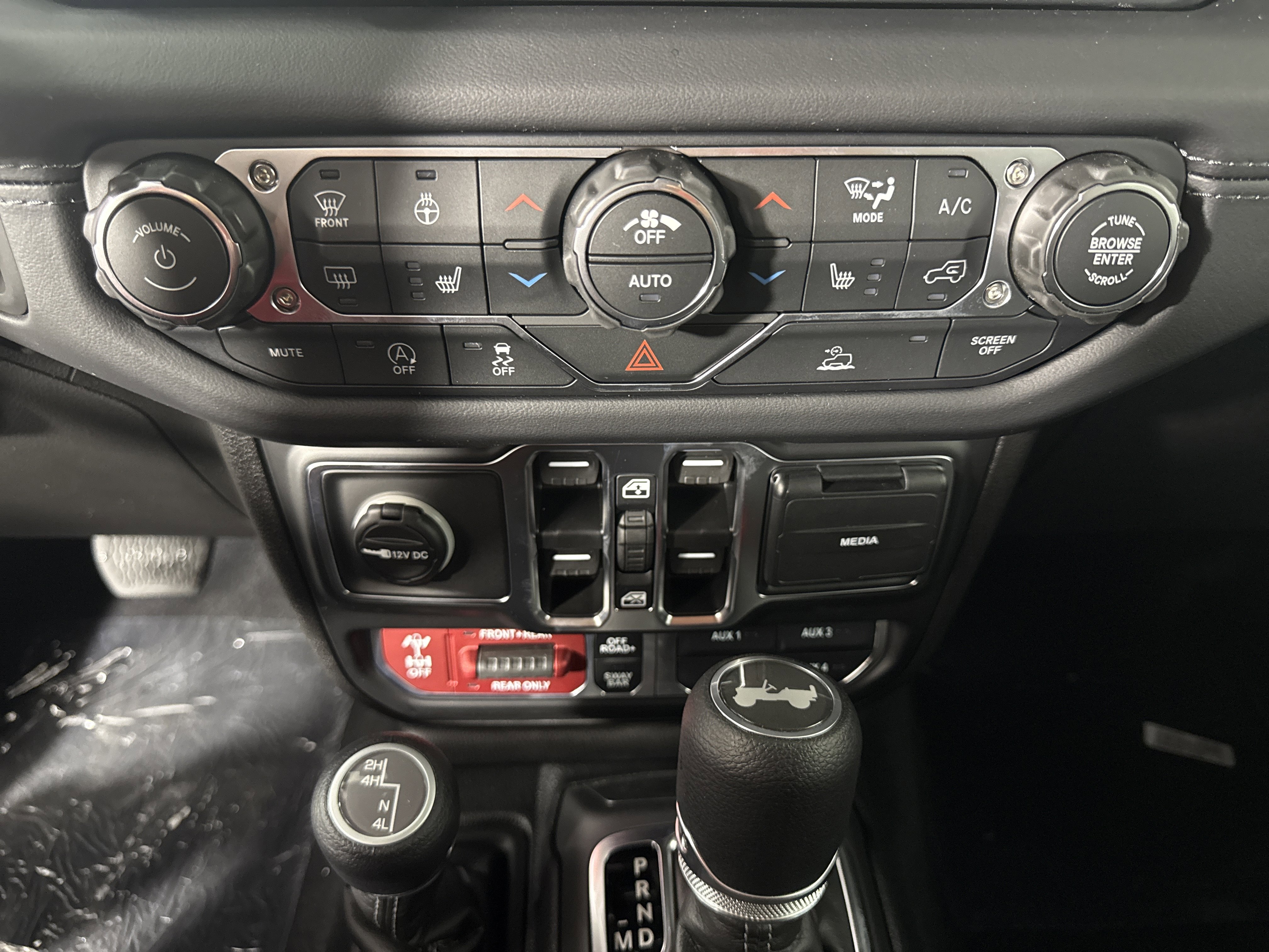New 2026 Jeep Wrangler Unlimited Rubicon image 23