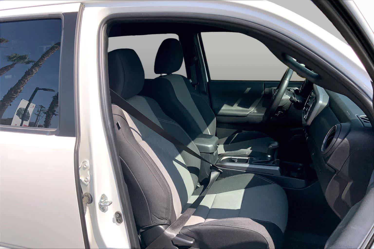 Certified 2023 Toyota Tacoma TRD Sport AWD/4WD image 8