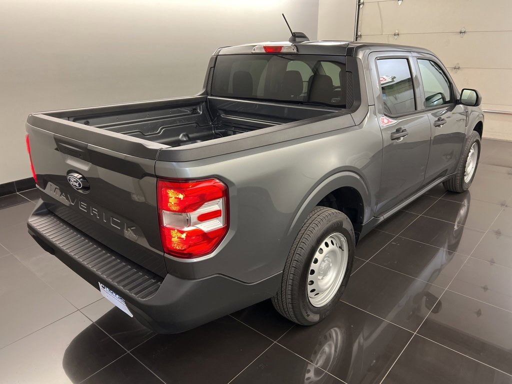 New 2025 Ford Maverick XL image 6