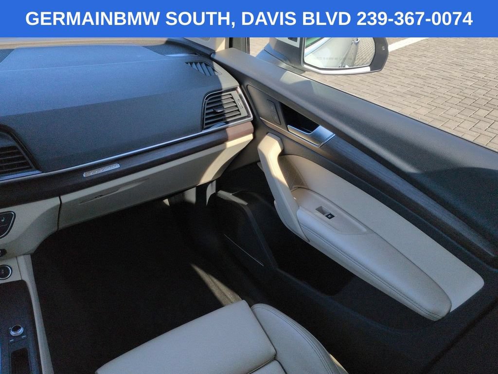 Used 2024 Audi Q5 2.0T Premium Plus w/ Premium Plus Package AWD/4WD image 19