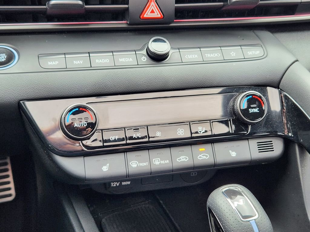 Used 2025 Hyundai Elantra N image 21