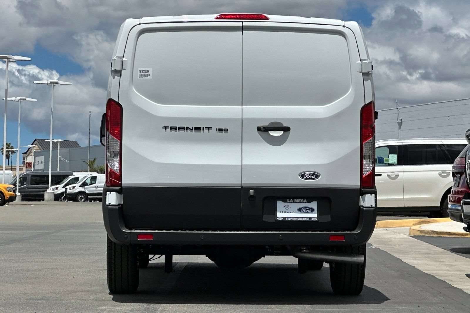 New 2026 Ford Transit 150 Low Roof w/ Load Area Protection Package RWD image 4