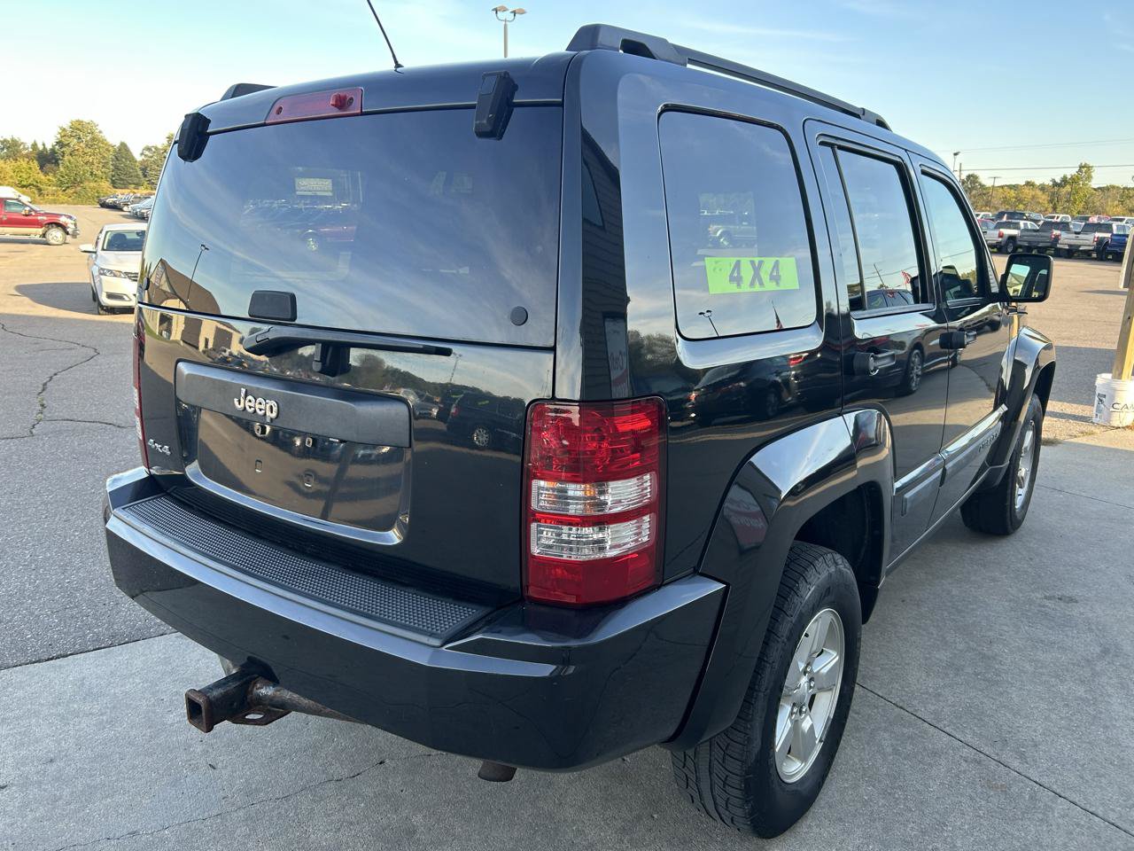 Used 2010 Jeep Liberty Sport w/ Popular Equipment Group AWD/4WD image 5