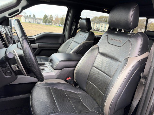 Used 2018 Ford F150 Raptor w/ Equipment Group 802A Luxury AWD/4WD image 10