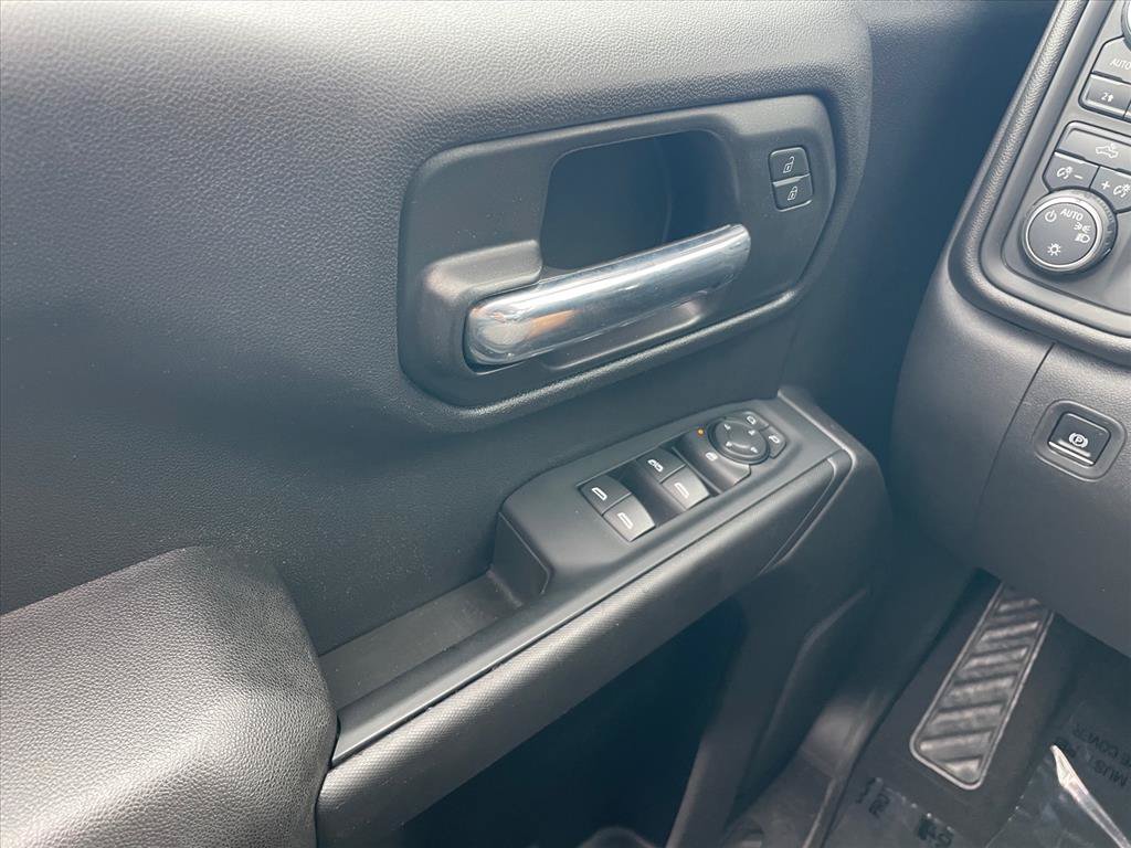 Used 2023 Chevrolet Silverado 1500 Custom AWD/4WD image 20