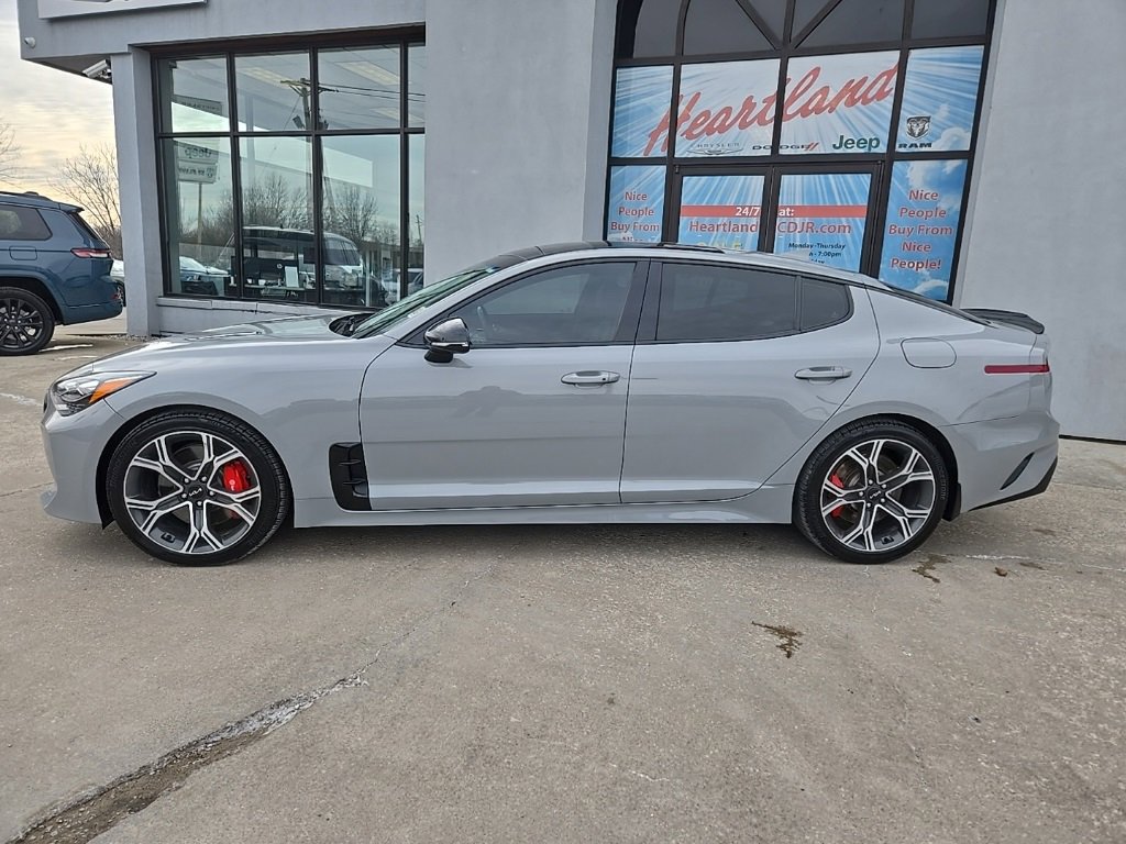 Used 2020 Kia Stinger GT2 image 5