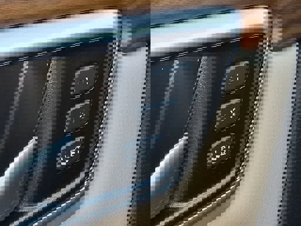 Used 2018 Honda CR-V EX-L image 25