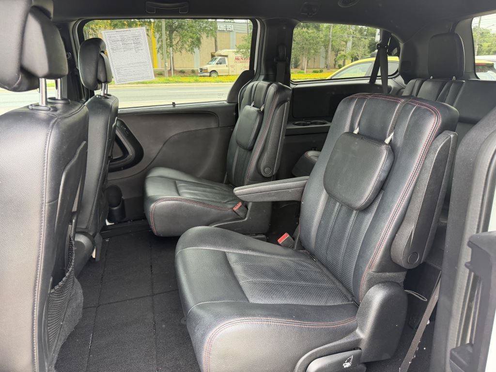 Used 2019 Dodge Grand Caravan GT FWD image 9