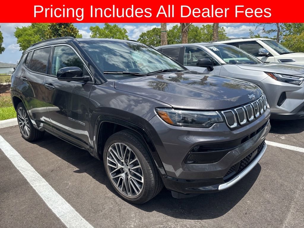 Used 2022 Jeep Compass Limited w/ Elite Group AWD/4WD image 3