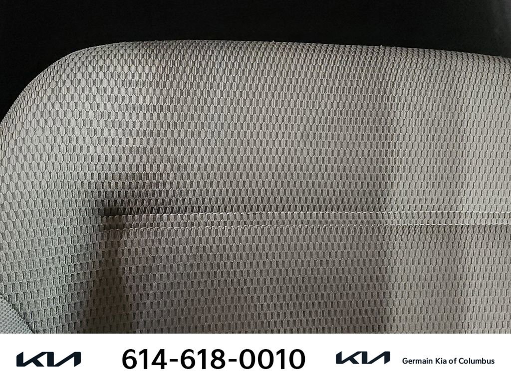 Used 2016 Volkswagen Golf S image 27