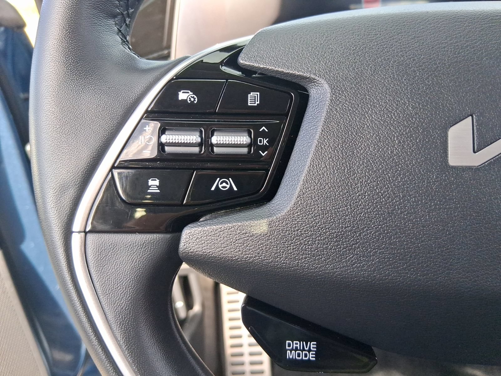 Used 2024 Kia Niro SX Touring FWD image 20