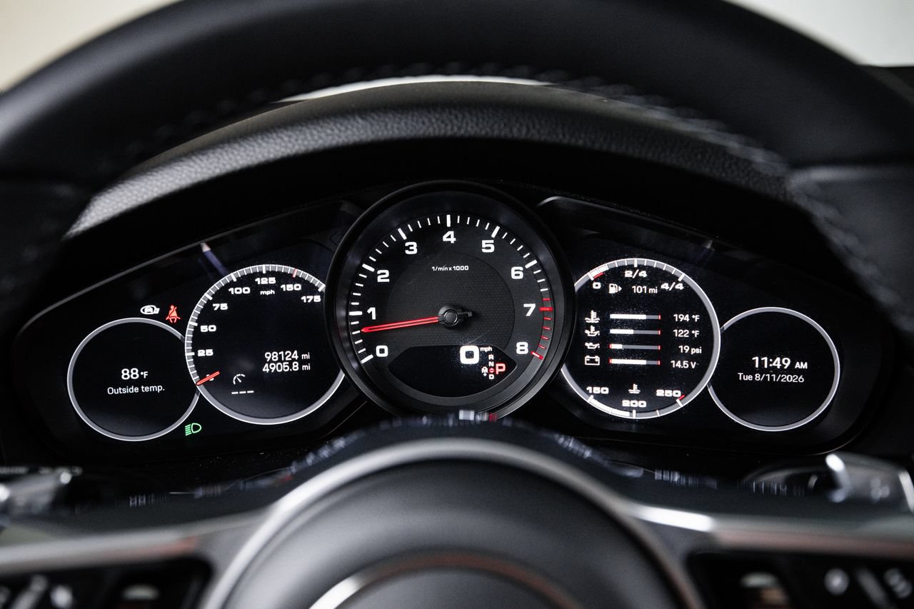 Certified 2023 Porsche Cayenne Platinum Edition AWD/4WD image 15