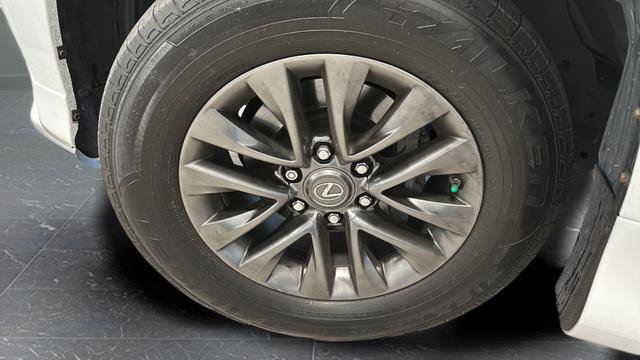Used 2019 Lexus GX 460 Premium AWD/4WD image 38