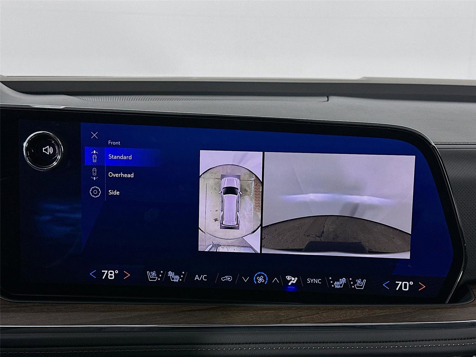 Used 2025 Chevrolet Tahoe High Country image 14