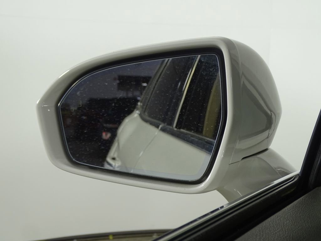 Used 2020 Lincoln Nautilus Reserve image 39