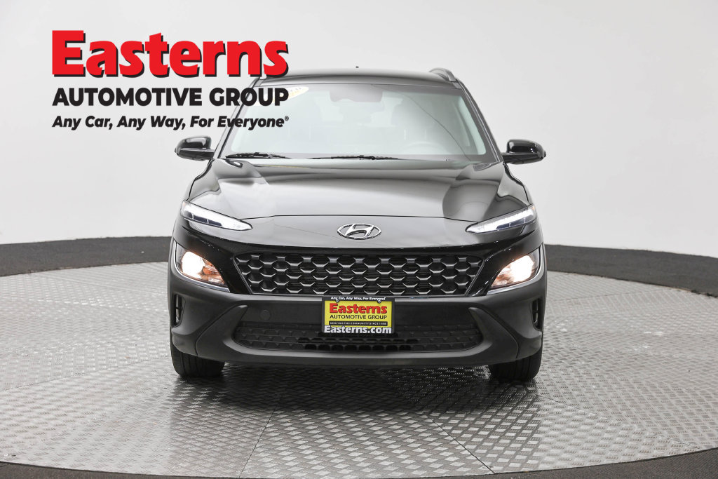 Used 2023 Hyundai Kona SEL w/ Cargo Package AWD/4WD image 3