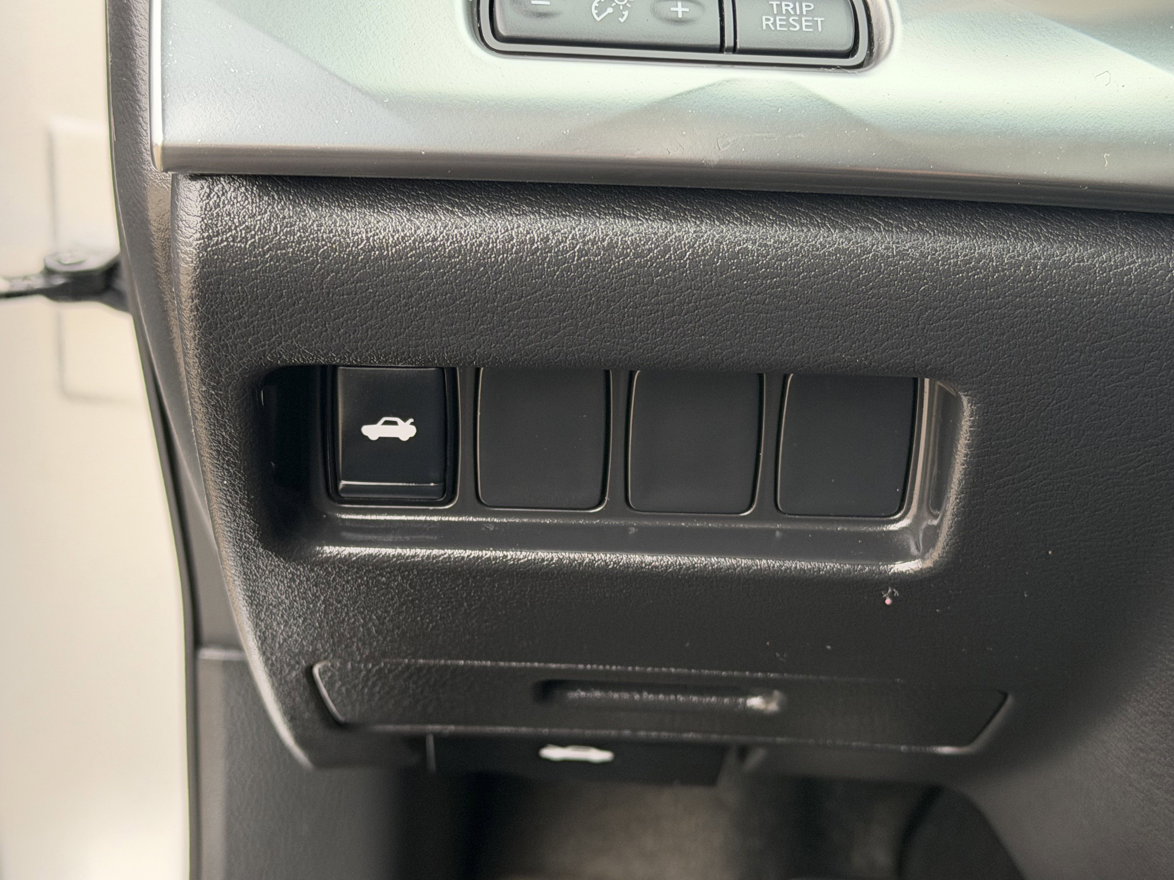 Used 2023 Nissan Maxima SV w/ Floor Mat Group FWD image 22