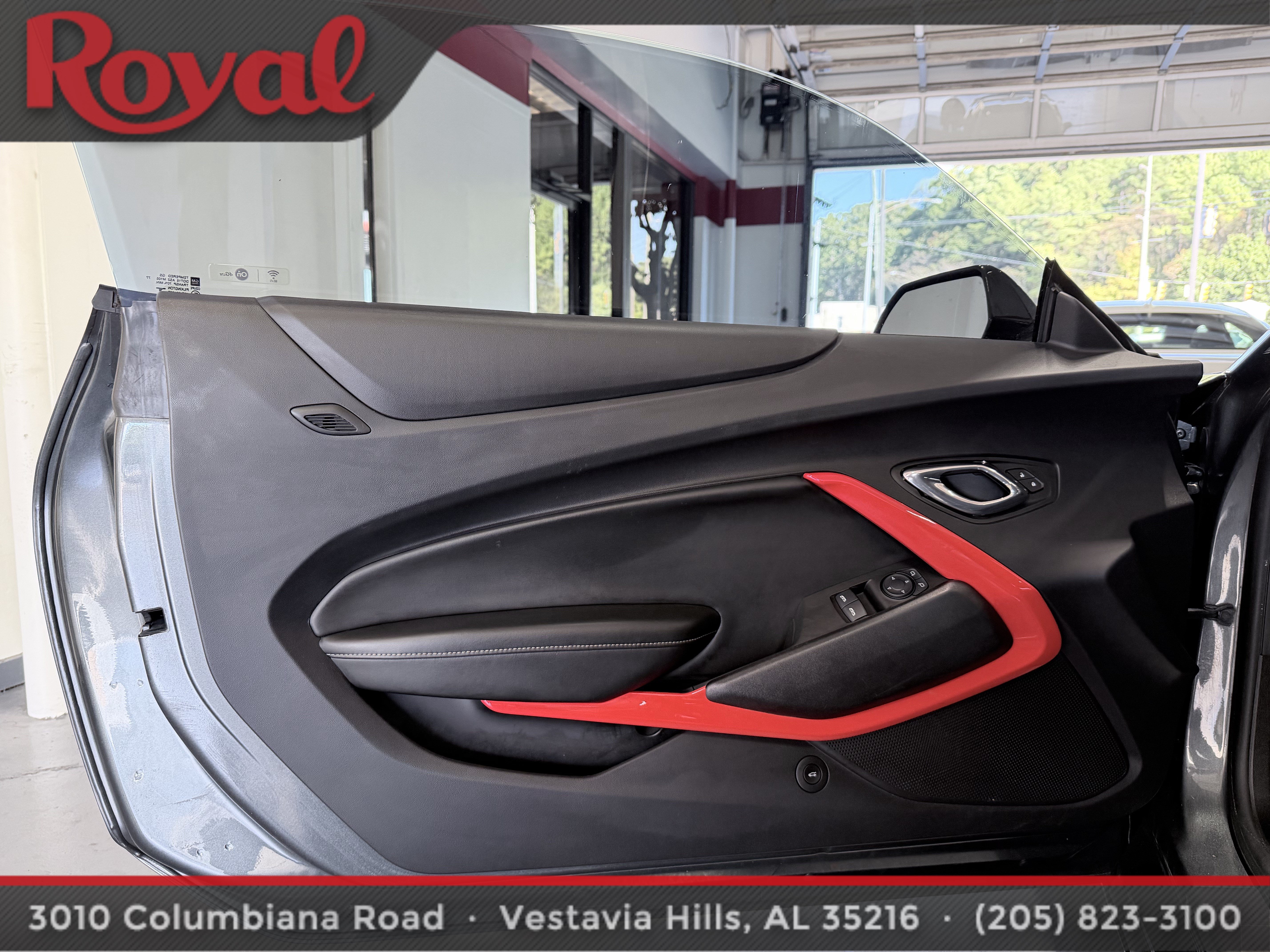 Used 2016 Chevrolet Camaro SS RWD image 11