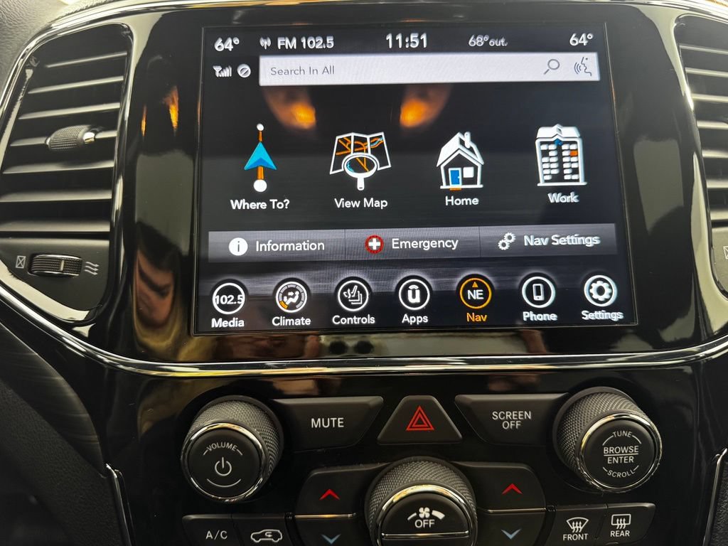 Used 2021 Jeep Grand Cherokee Laredo AWD/4WD image 20