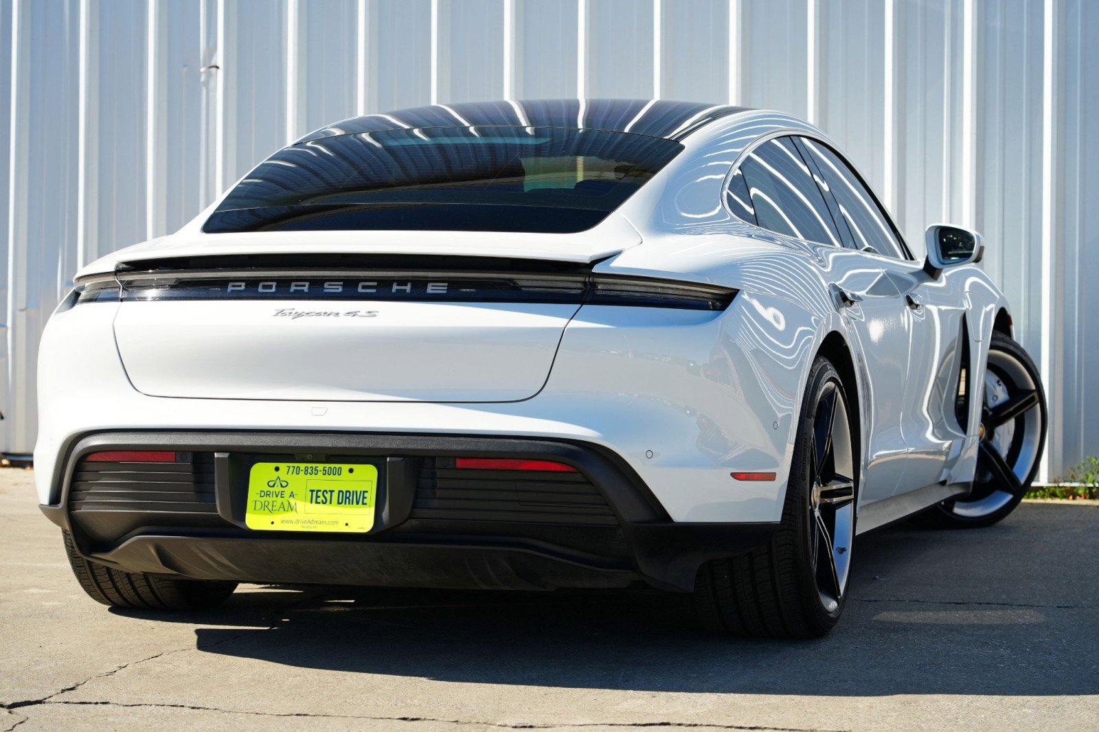 Used 2020 Porsche Taycan 4S image 5