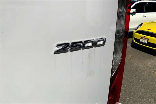 Used 2024 Mercedes-Benz Sprinter 2500 image 8