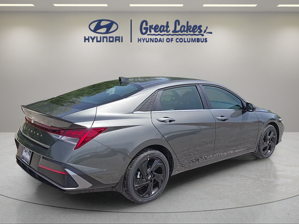New 2026 Hyundai Elantra SEL Sport Premium FWD image 5