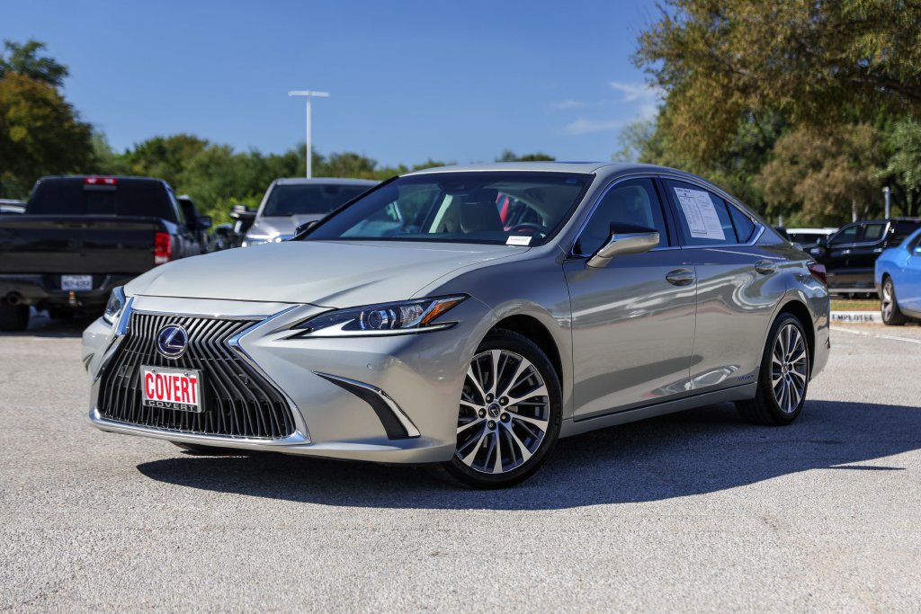 Used 2021 Lexus ES 300h w/ Premium Package