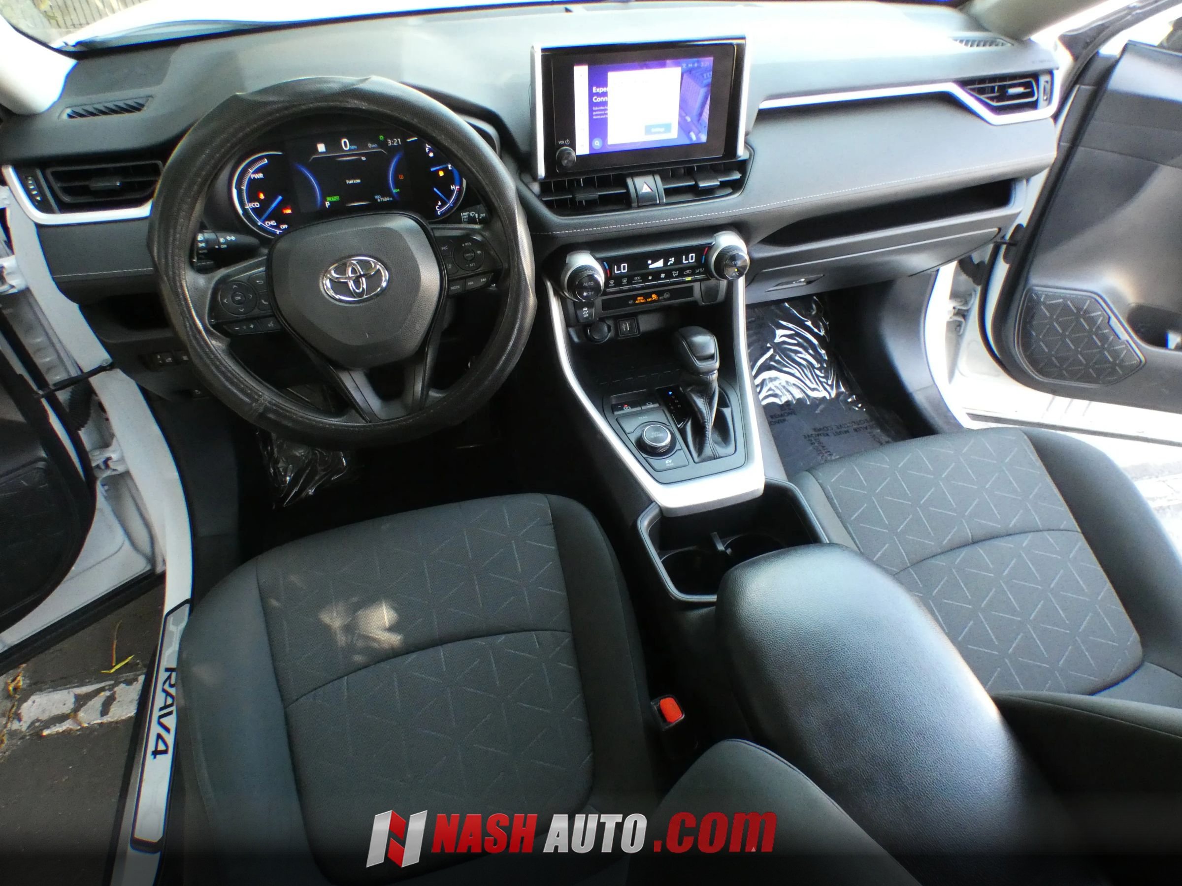 Used 2023 Toyota RAV4 AWD Hybrid image 26