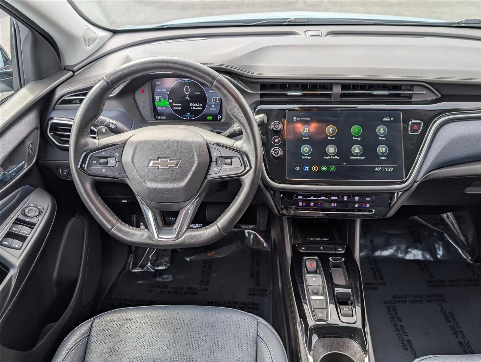 Used 2023 Chevrolet Bolt EUV Premier image 17