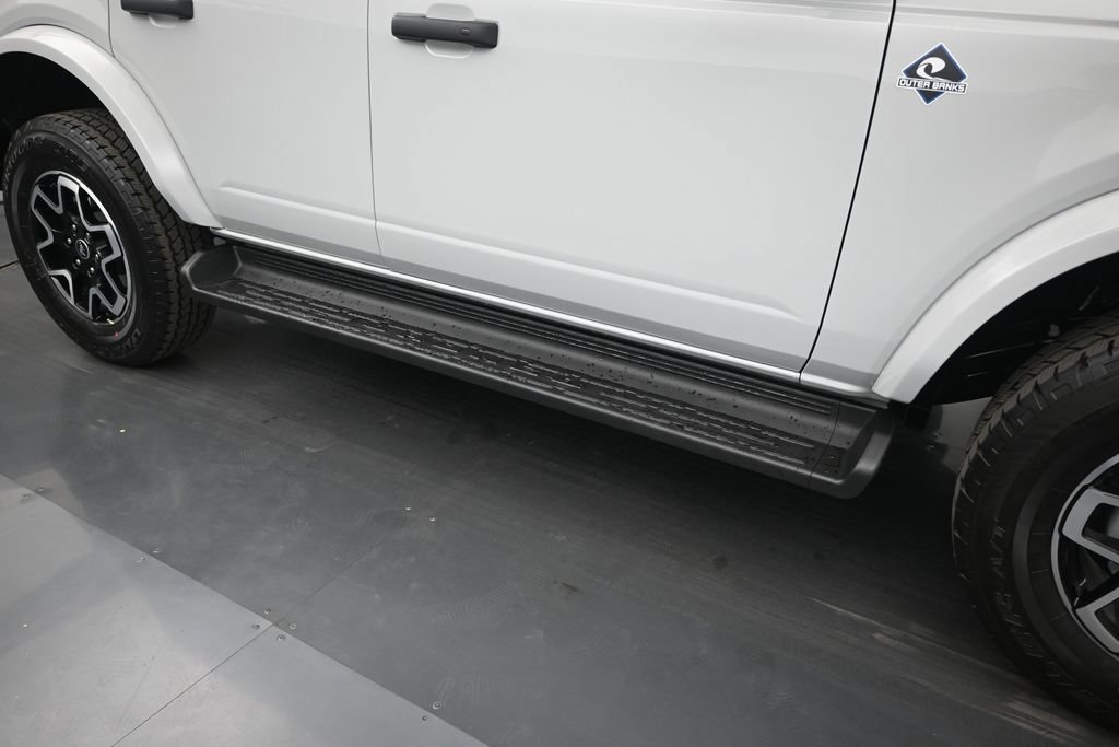 New 2026 Ford Bronco Outer Banks AWD/4WD image 23