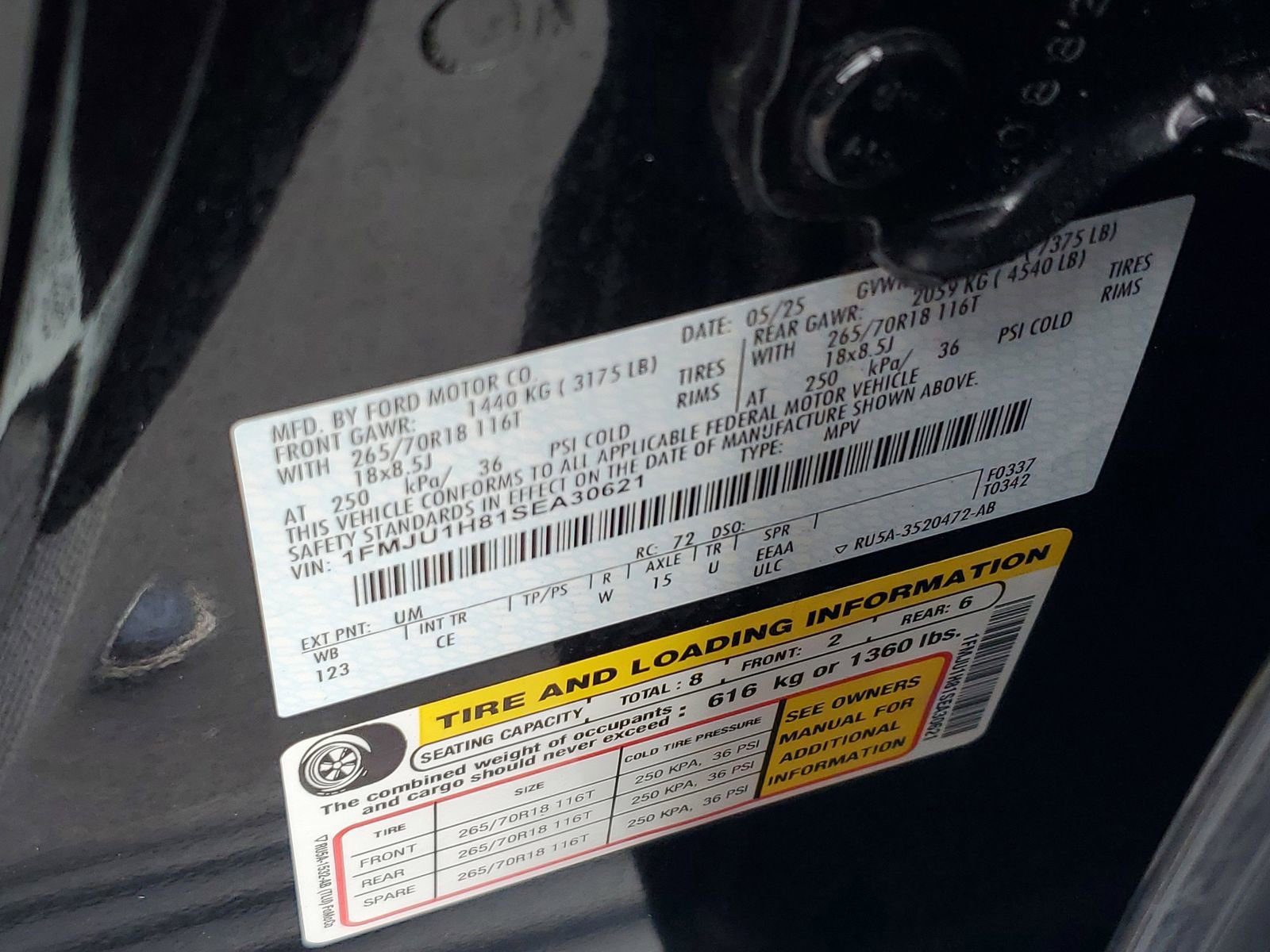 Certified 2025 Ford Expedition Active image 34