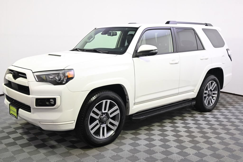 Used 2022 Toyota 4Runner TRD Sport w/ Technology Package AWD/4WD image 2