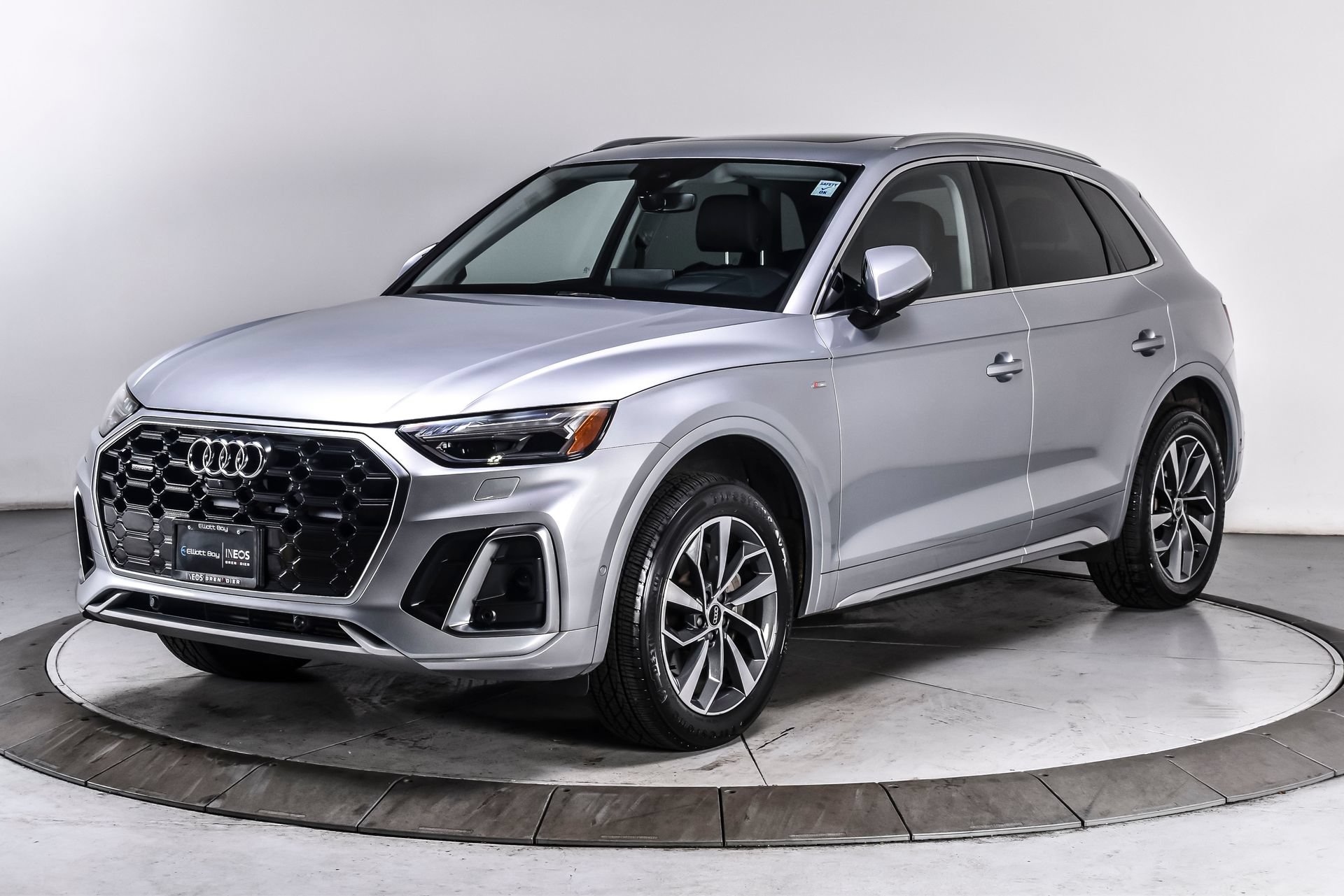 Used 2023 Audi Q5 2.0T Prestige AWD/4WD image 2