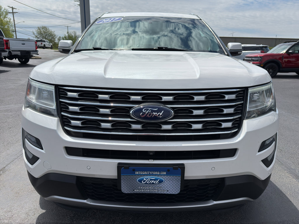 Used 2017 Ford Explorer Limited AWD/4WD image 3