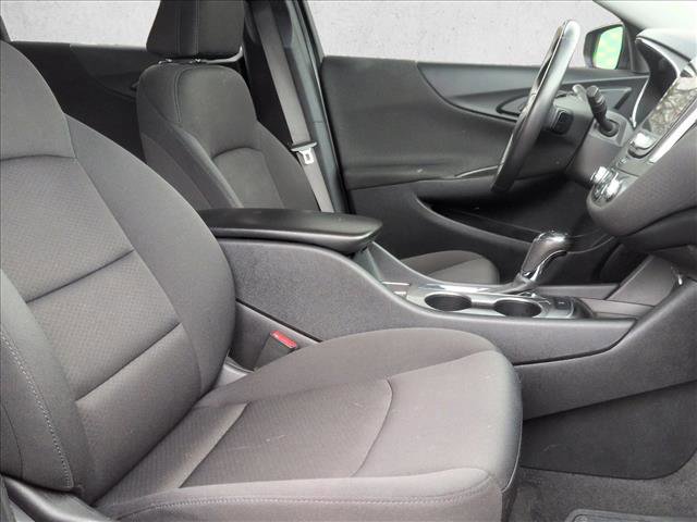 Used 2020 Chevrolet Malibu RS w/ LPO, Convenience Package 2 image 17