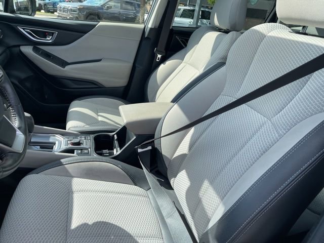Used 2023 Subaru Forester Premium image 8