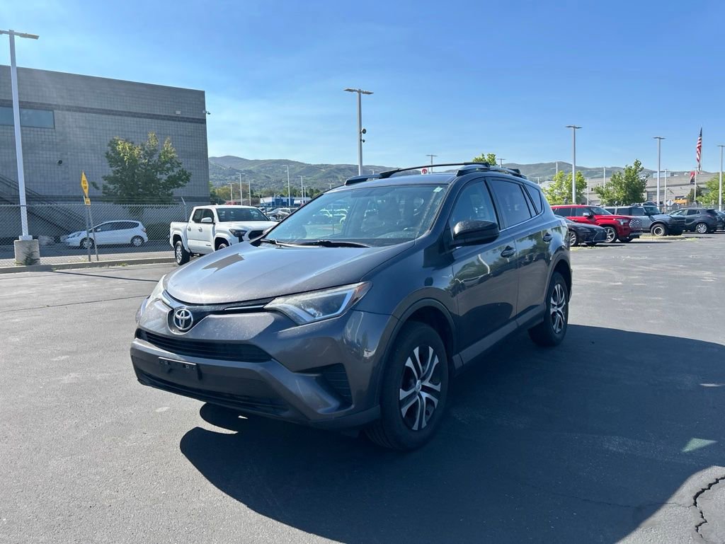 Used 2016 Toyota RAV4 LE AWD/4WD image 9