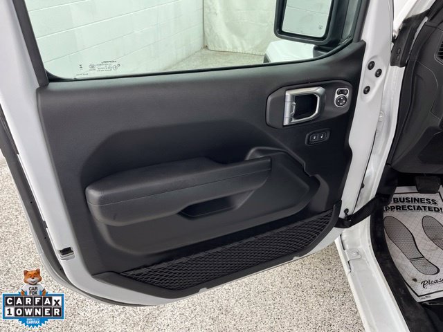 Used 2024 Jeep Wrangler Unlimited w/ Convenience Group AWD/4WD image 24