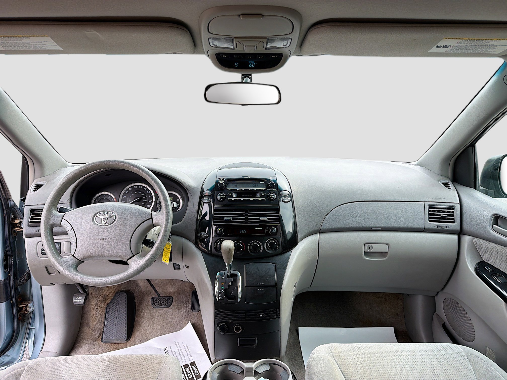 Used 2005 Toyota Sienna CE FWD image 3
