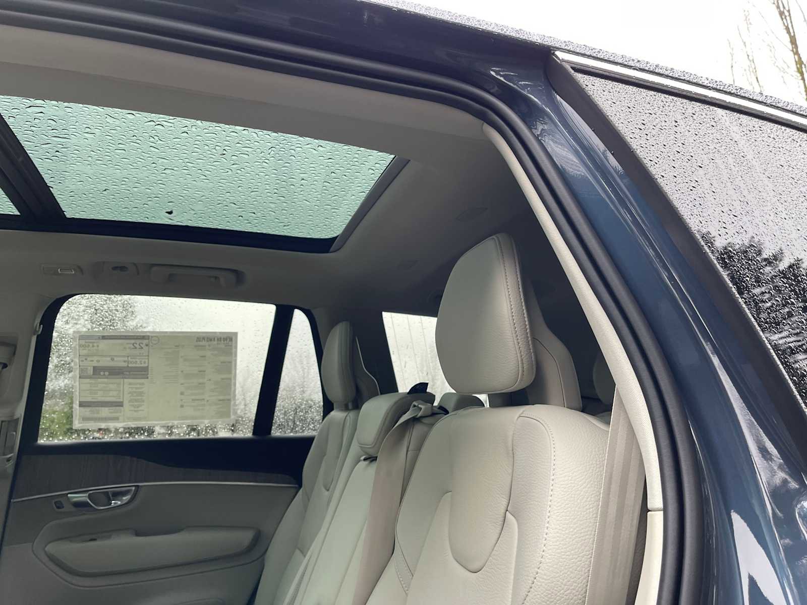 Used 2023 Volvo XC90 B6 Plus w/ Protection Package Premier image 16