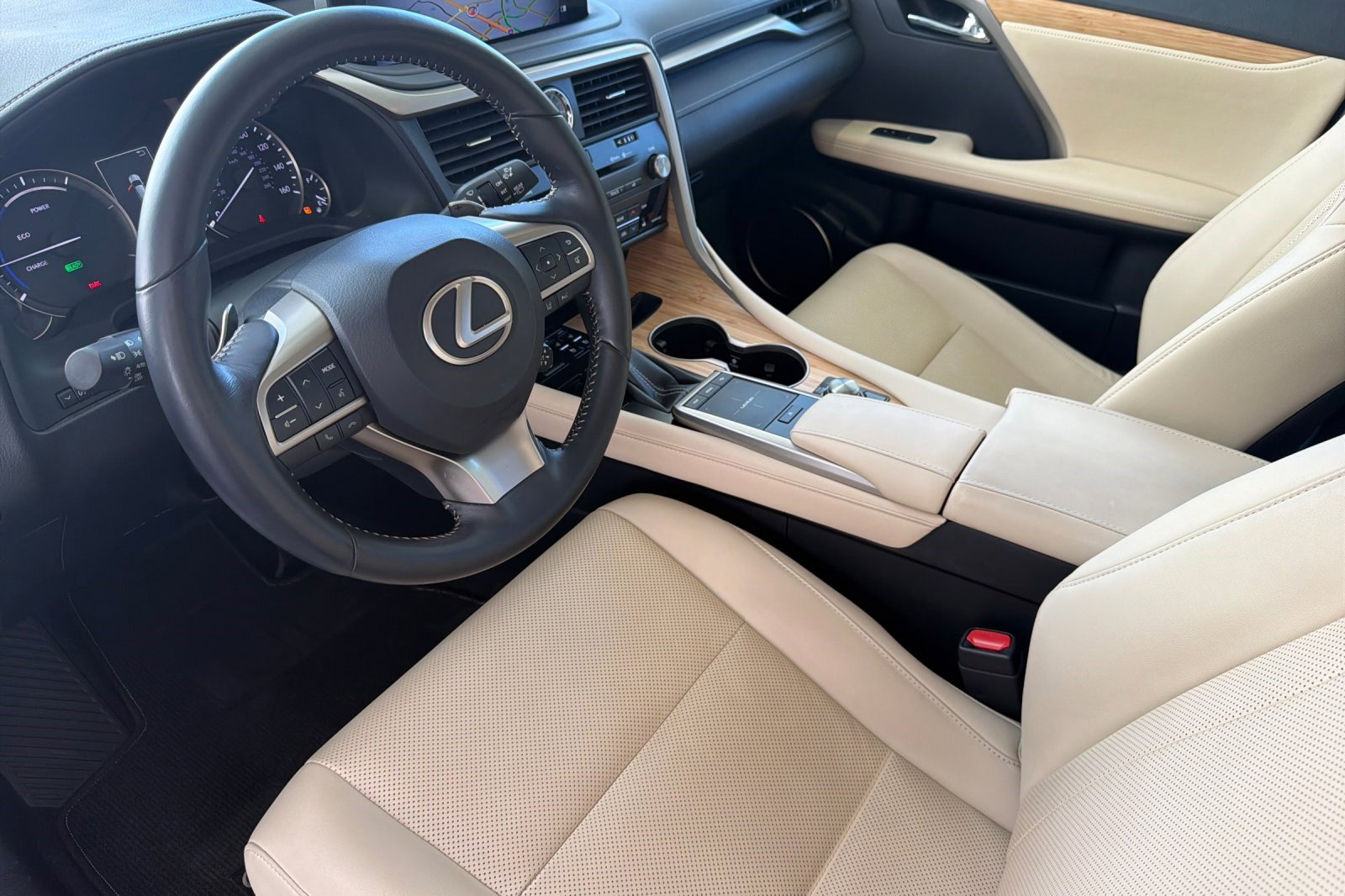 Certified 2022 Lexus RX 450hL AWD w/ Premium Package image 11